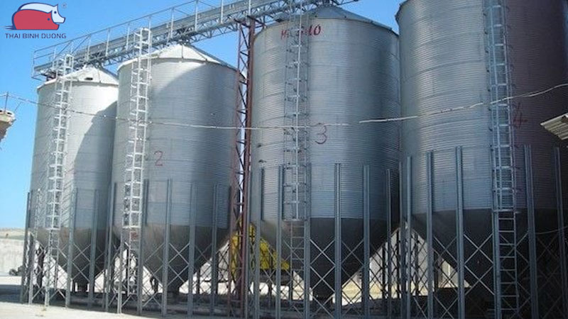 Silo chứa cám: cấu tạo, nguyên lý và lợi ích trong chăn nuôi 33 Silo chứa cám: cấu tạo, nguyên lý và lợi ích trong chăn nuôi
